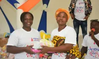 celebration-de-la-fete-des-meres-foxtrot-aux-cotes-des-femmes-dazito
