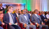 foxtrot-international-decerne-52-medailles-dhonneur-du-travail-a-36-agents