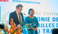 foxtrot-international-decerne-52-medailles-dhonneur-du-travail-a-36-agents