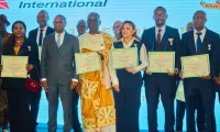 foxtrot-international-decerne-52-medailles-dhonneur-du-travail-a-36-agents